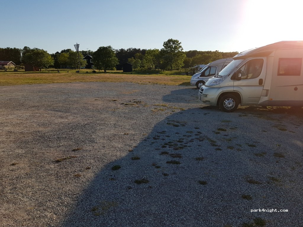 (387 73) Löttorp - 43 Bödahamnsvägen — foto