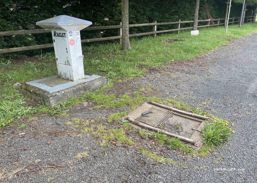 Aire de camping-cars Valuéjols — foto 2