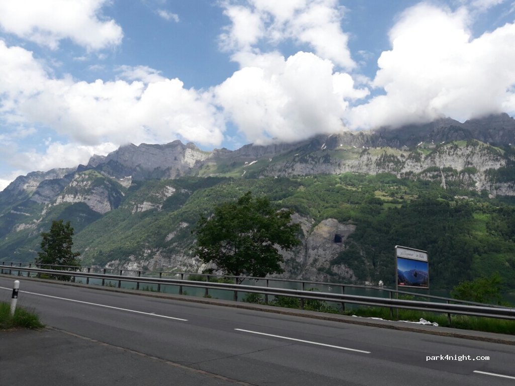 (8885) Quarten - Hauptstrasse — foto 3