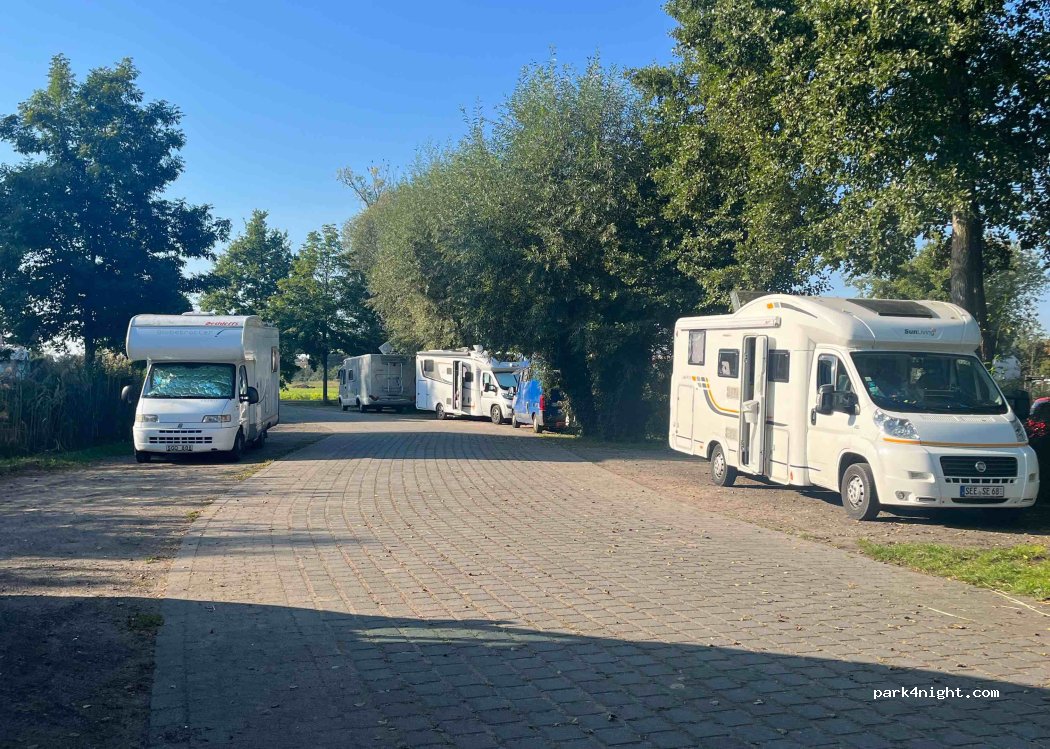 (15907) Lübben (Spreewald) - 10 Am Burglehn — foto