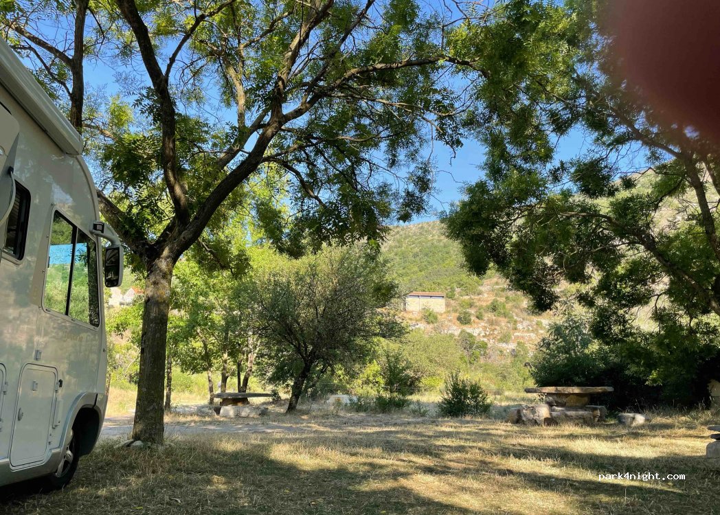 Aire d'accueil de Vissec — foto 2