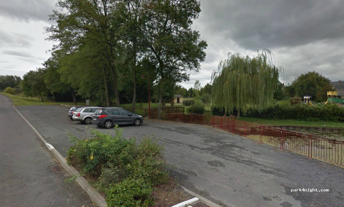 (37330) Souvigné - 5 Rue de la Mairie — foto