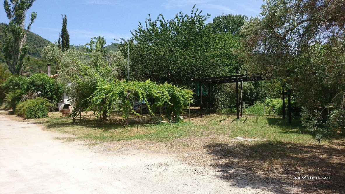 (370 03) Panormos - Unnamed Road — foto 2