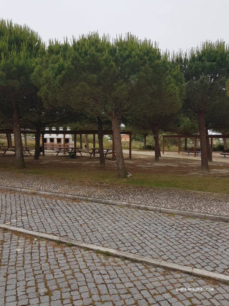 (2705) São João das Lampas - 17 Estrada de São Julião — foto