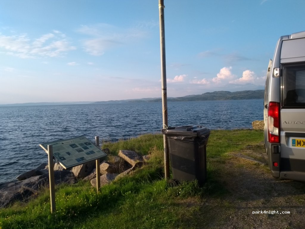 (PA29 6UE) Tarbert - Pier Road — foto 2