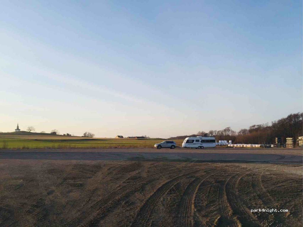 (311 39) Falkenberg - 6 KANSLISTVÄGEN — foto