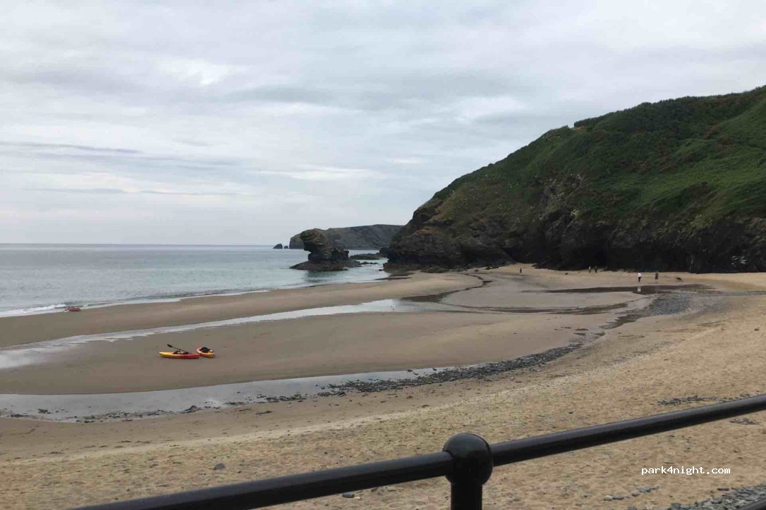 (SA44 6SP) Llangrannog - — foto