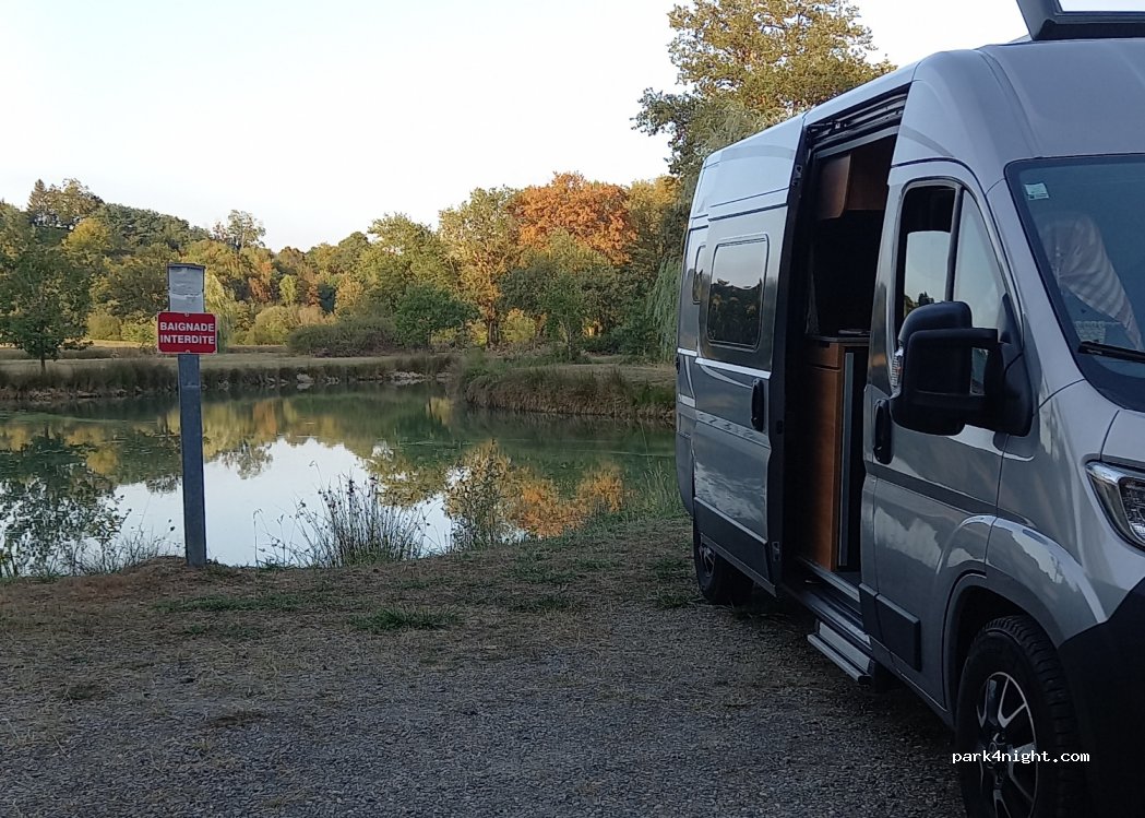 (40250) Lourquen - 1357 Route de Damat — foto