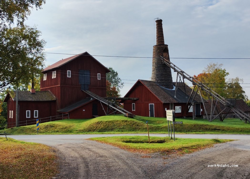 Löa Hyttas Ställplats — foto 2