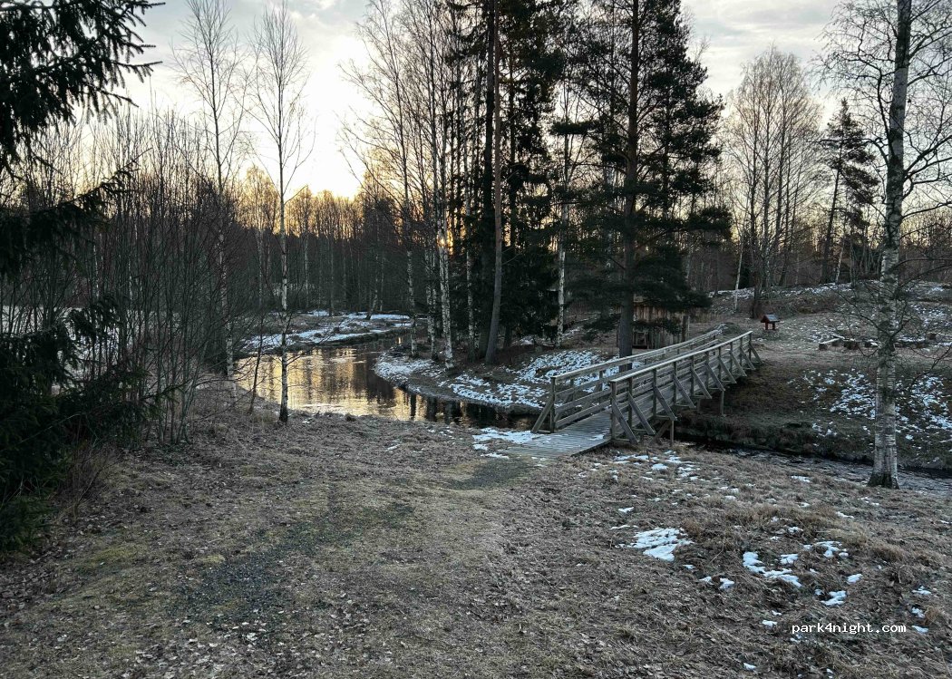 Löa Hyttas Ställplats — foto 5