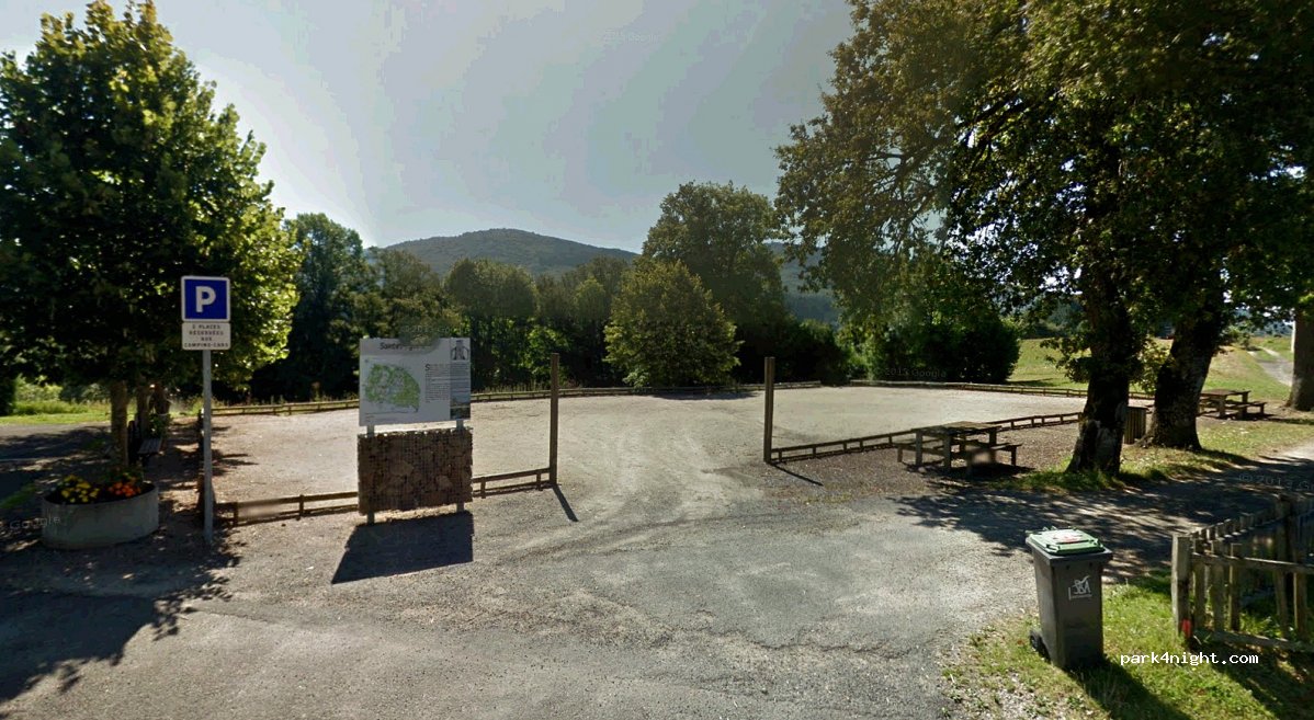 (63120) Sainte-Agathe - Le Pommier — foto