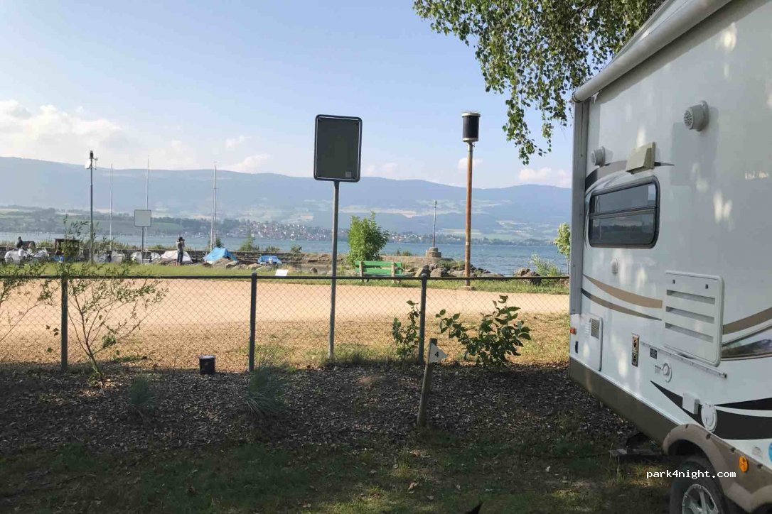 Camping Yverdon Plage — foto