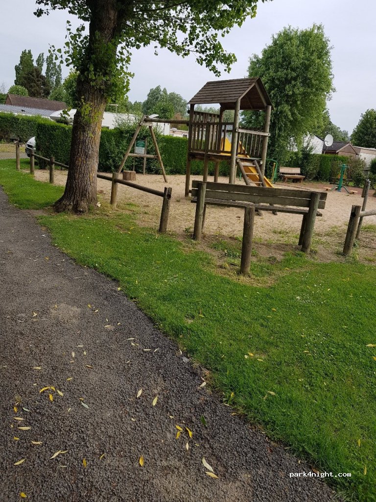 Camping Le Camp des Roses — foto 2