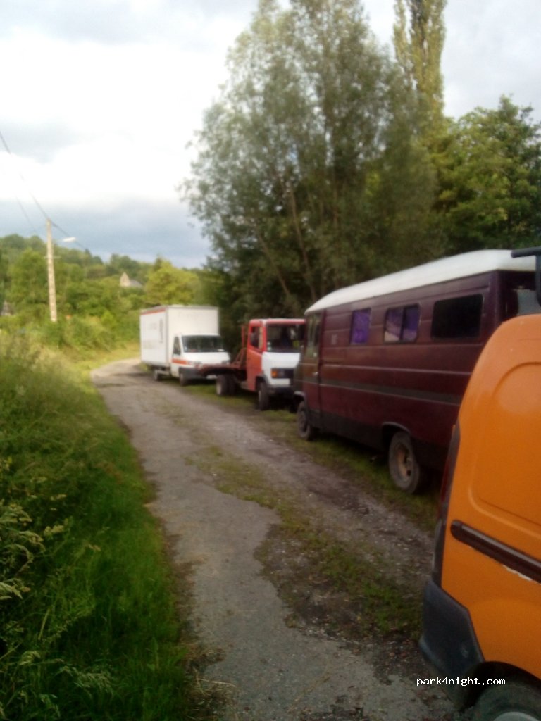 (09800) Aucazein - 35 Village — foto