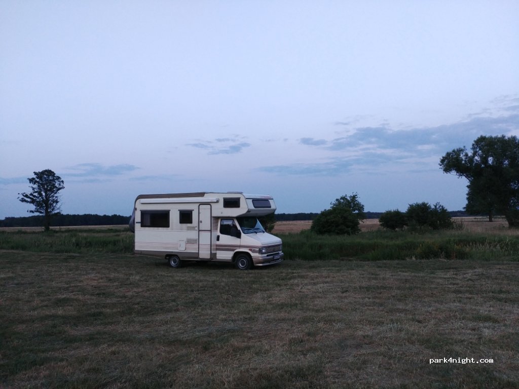 (07-100) Liw - Zamkowa — foto