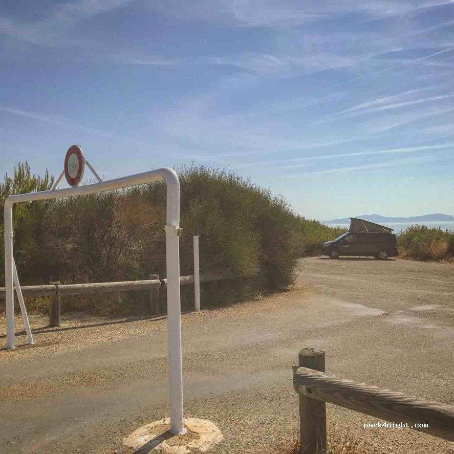 (13500) Martigues - Chemin des Paluds — foto