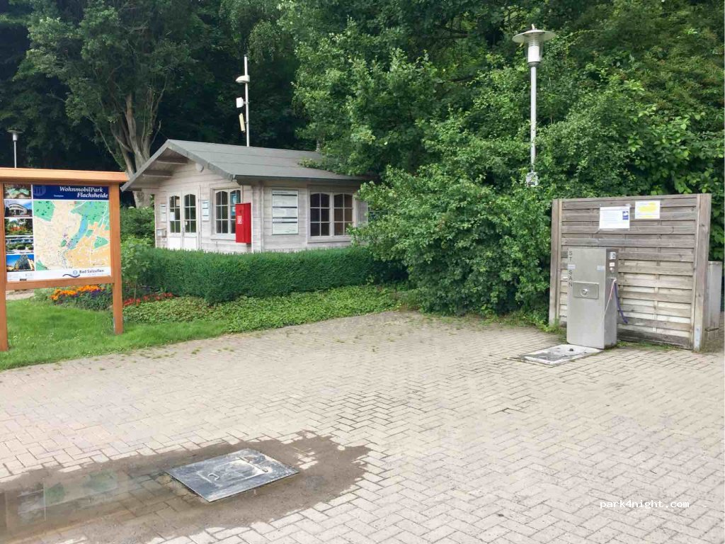 Wohnmobilstellplatz Flachsheide — foto