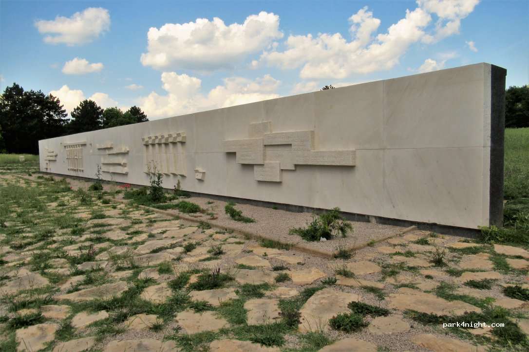 () Niš - 70 Vojvode Putnika — foto 2