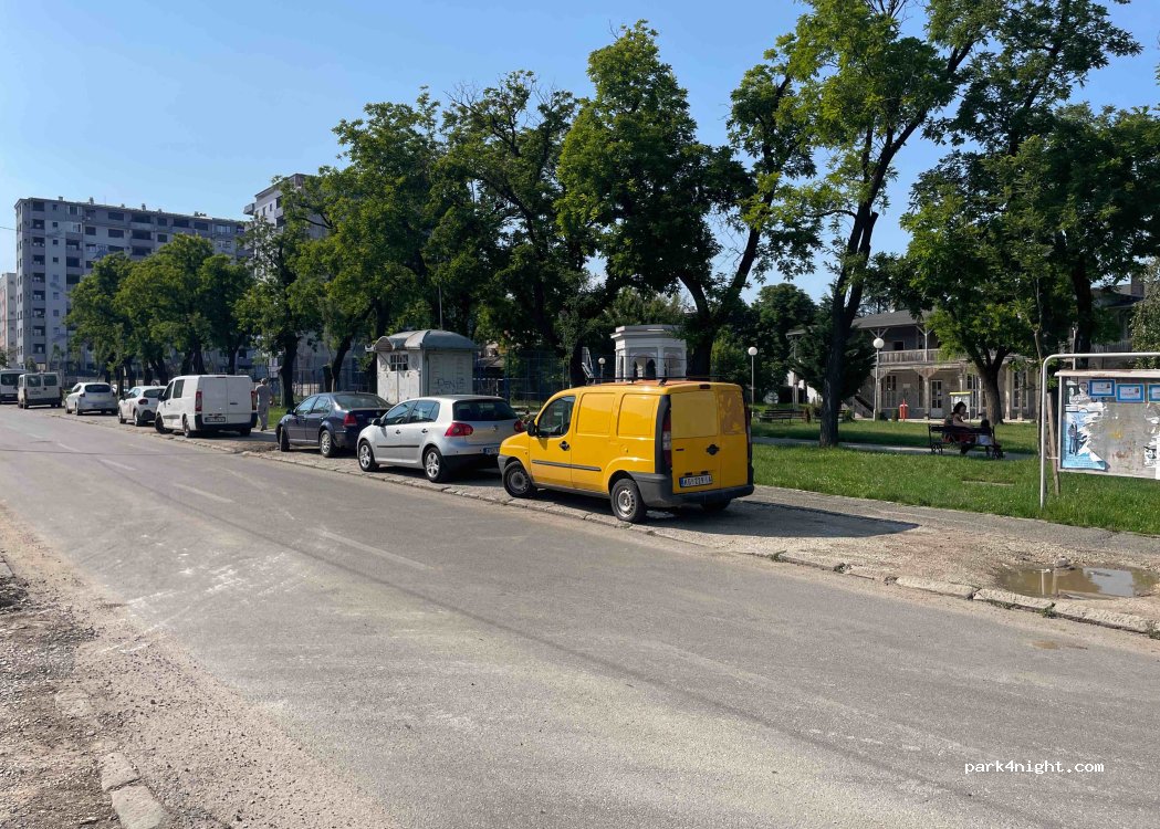 () Kragujevac - Dimitrija Tucovića — foto 4