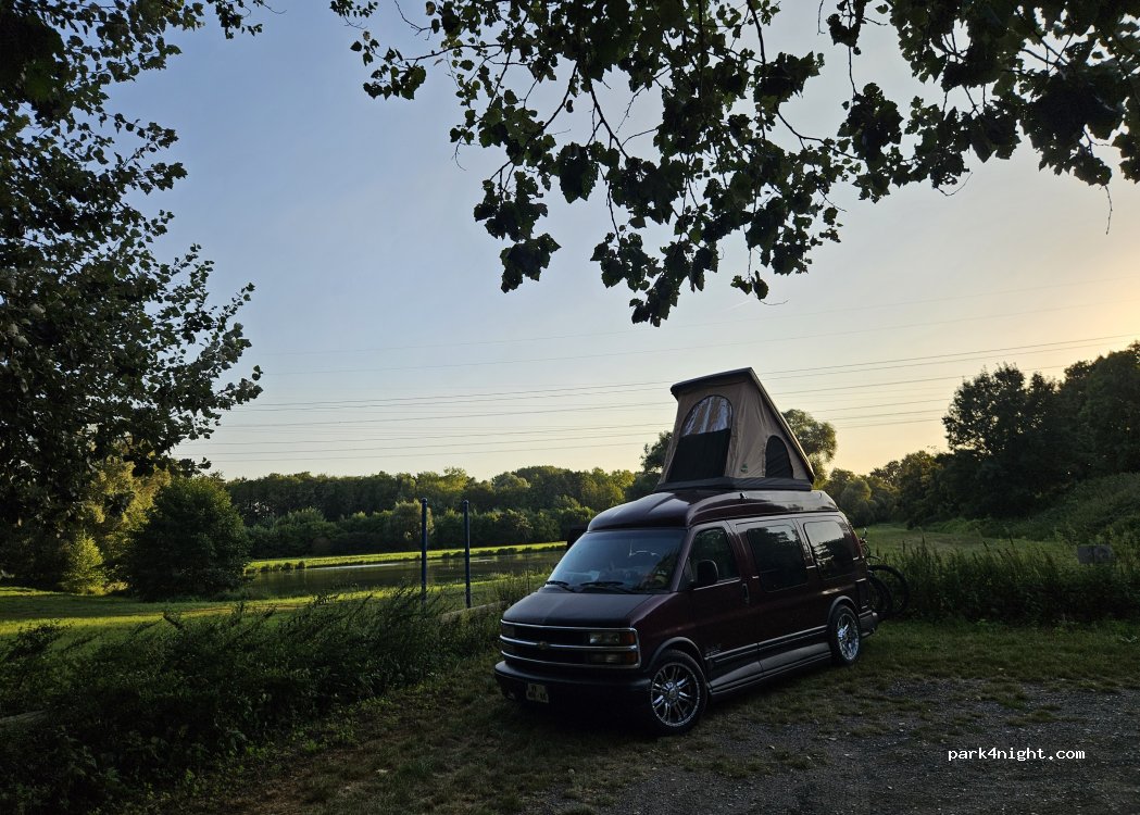 (80190) Nesle - Unnamed Road — foto 4