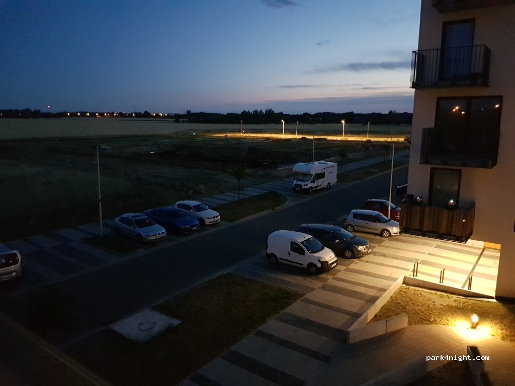 (54-115) Wrocław - 10 Tadeusza Brzozy — foto