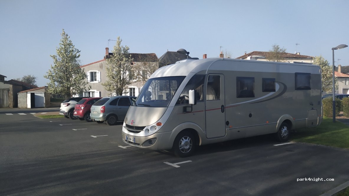 (79200) La Peyratte - 1 Rue des Quatre Vents — foto
