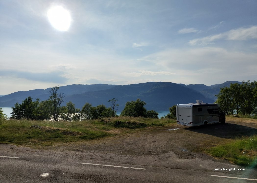 (5596) Åkra - Unnamed Road — foto 2