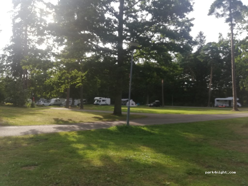Trollhättans Camping — foto 2
