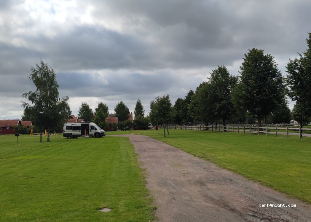 Töreboda Camping & Bad — foto 3