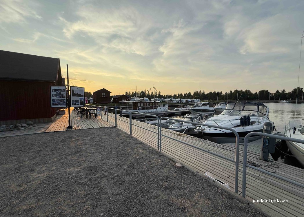 West Quay Camping & Guest harbor — foto 5