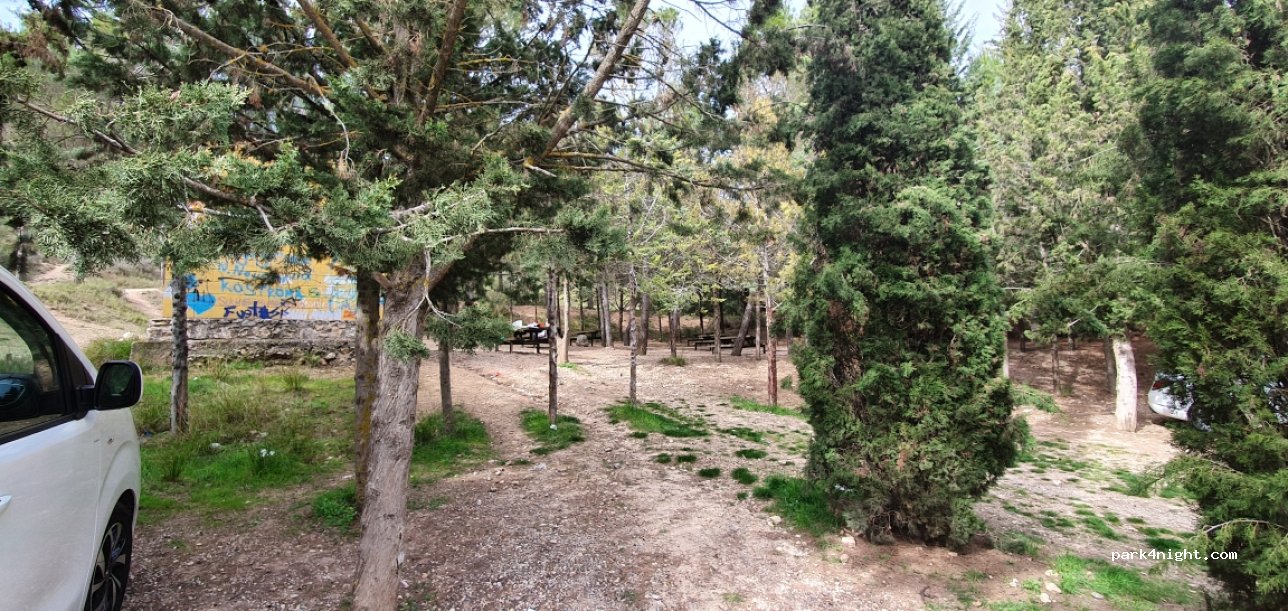 (22570) Castillonroy - Unnamed Road — foto 2