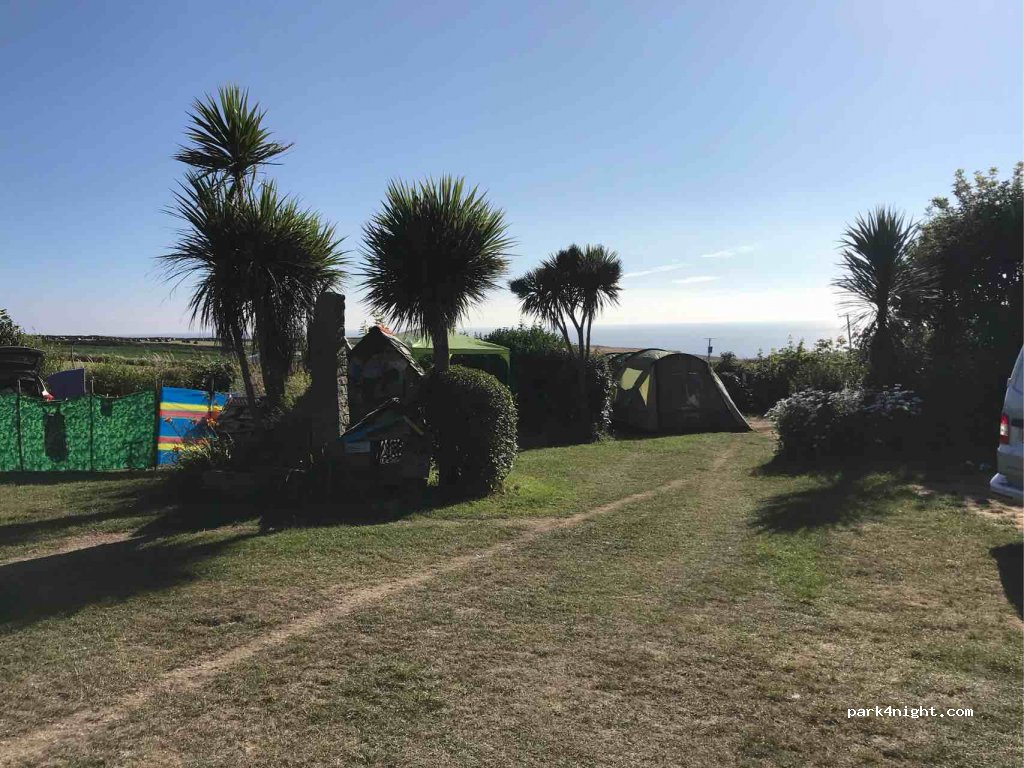 Henry's Camp Site — foto