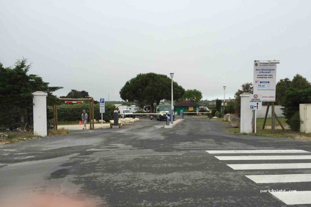 (17480) Le Château-d'Oléron - 9764A Boulevard Philippe Daste — foto
