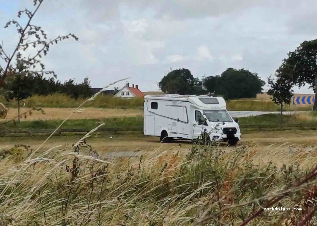 (274 53) Ystad - road 9 — foto 4