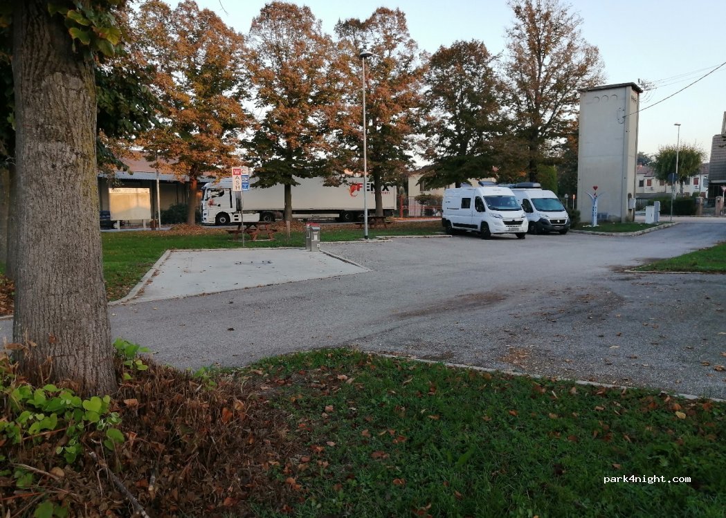 (45025) Fratta Polesine - 1 Via Antonio Fortunato Oroboni — foto 2