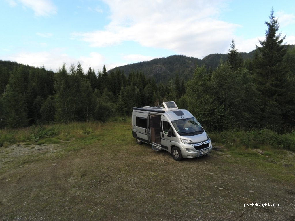 (7870)  - Unnamed Road — foto 2