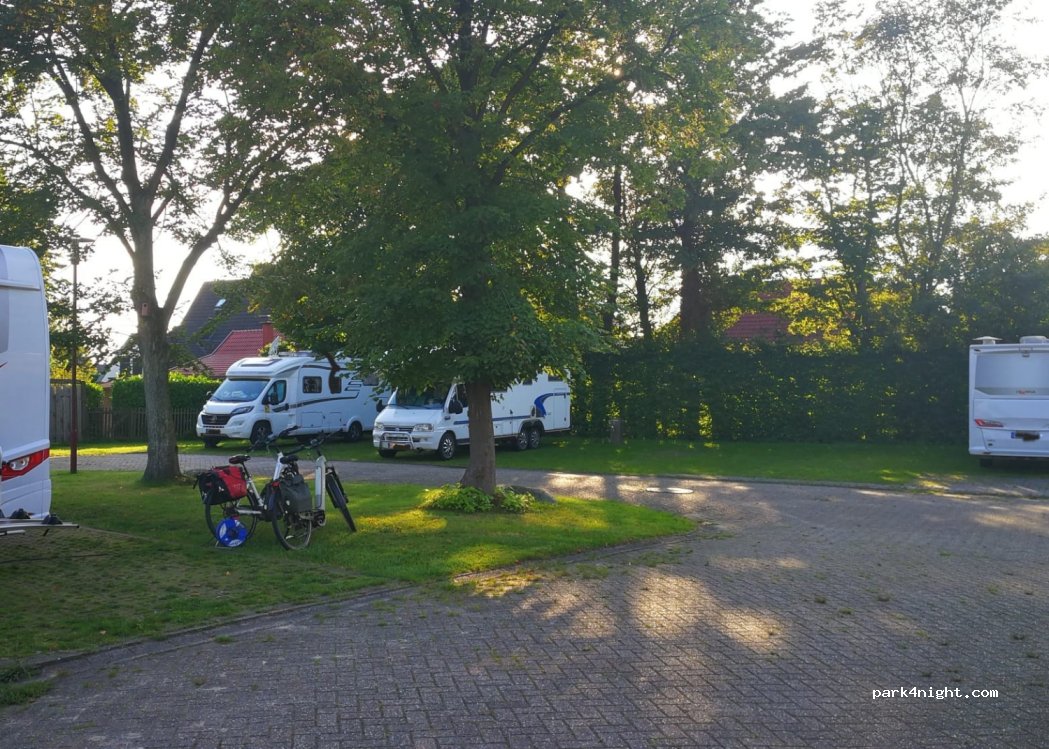 (26188) Edewecht - 5 Rathausstraße — foto