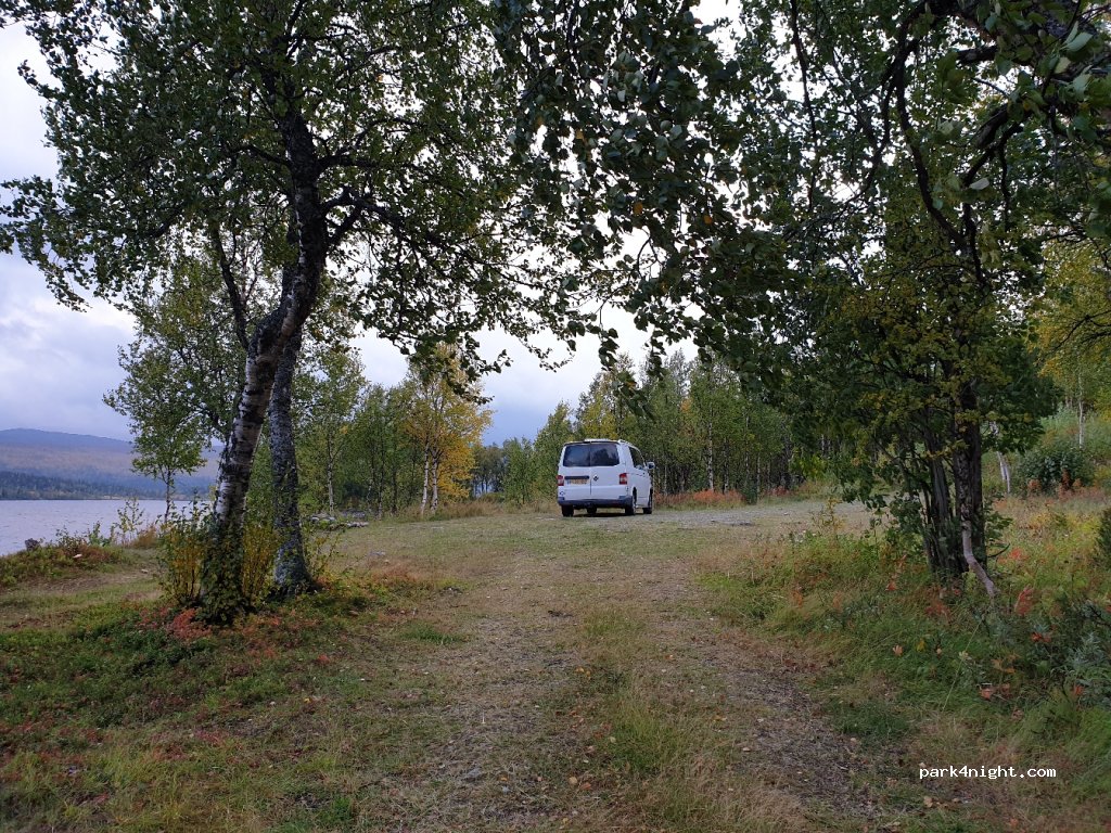 (912 98) Lovberg - 2 LÖVBERG — foto