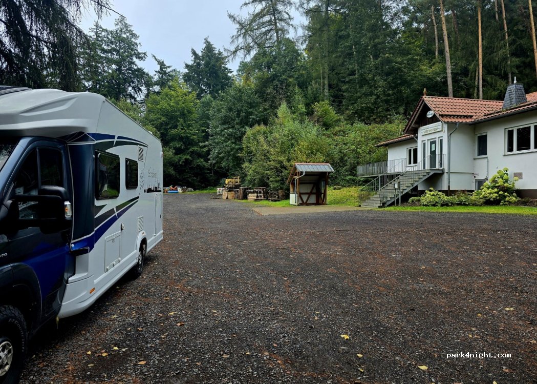(36286) Neuenstein - 21 Eisenbergstraße — foto 4