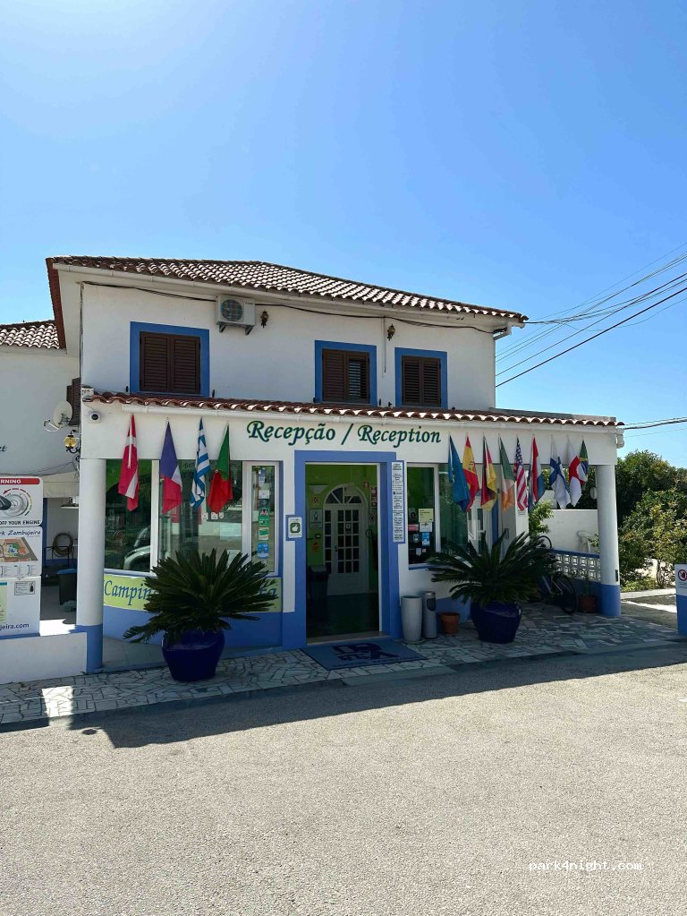 Camping Villa Park Zambujeira — foto