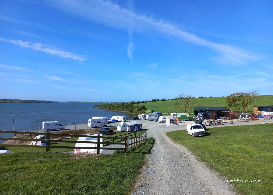Roches Campervan and Campsite — foto 2