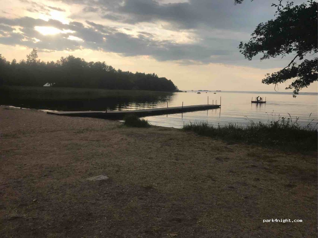 (715 93) Norra Vinön - — foto 2
