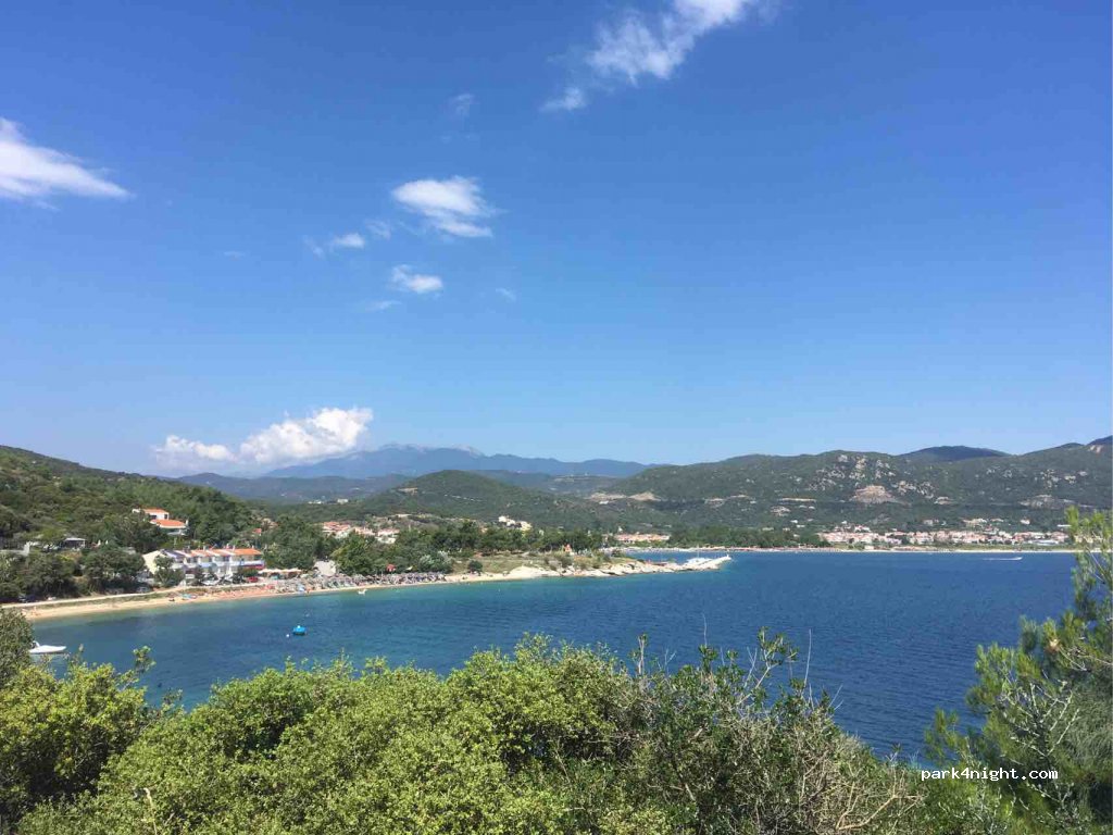(640 07) Nea Iraklitsa - Unnamed Road — foto