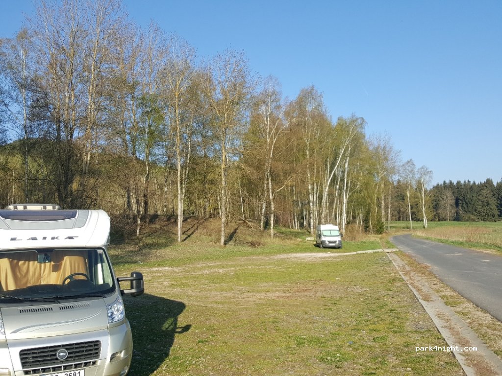 (357 31) Krásno - Unnamed Road — foto 4