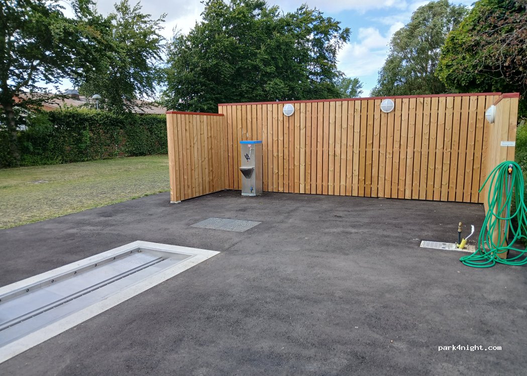 Källbybadet Pool & Camping — foto 5
