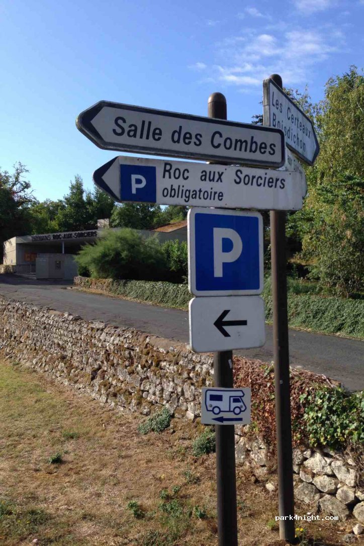 (86260) Angles-sur-l'Anglin - 14 Rue des Frères — foto 2