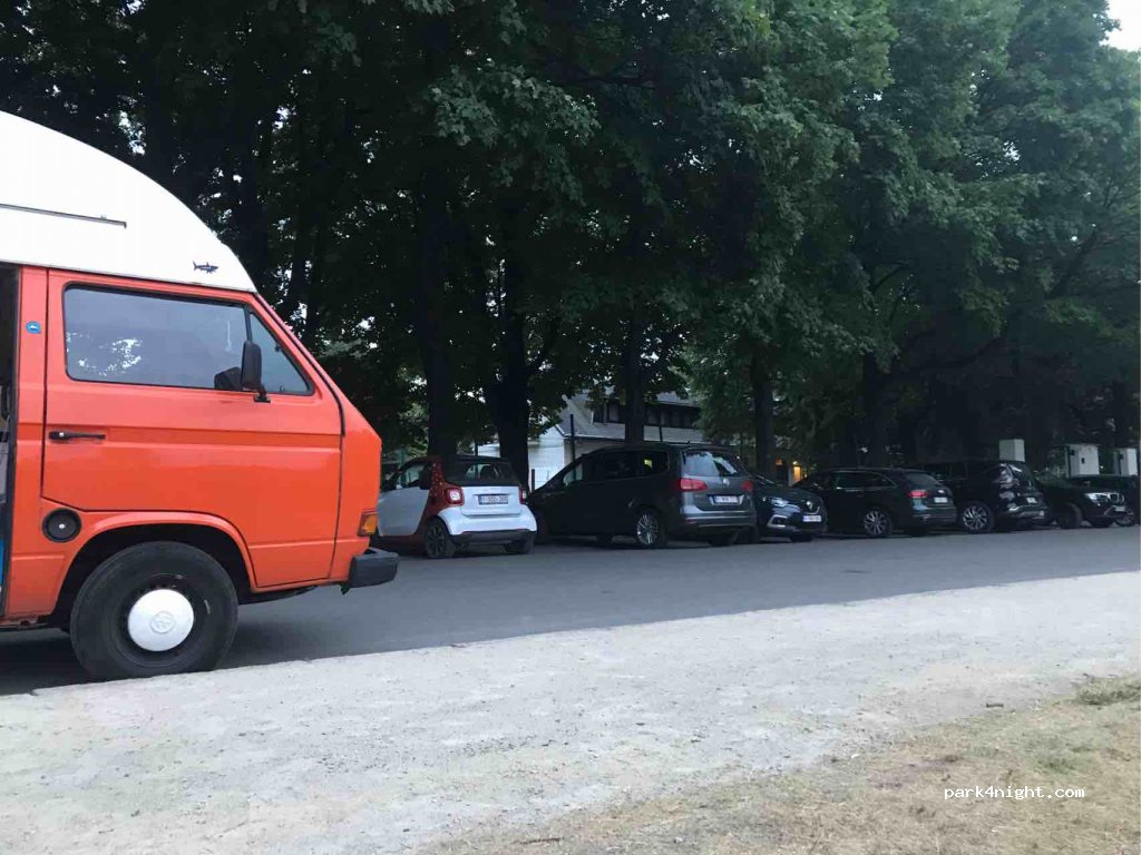 (1150) Woluwe-Saint-Pierre - 1 Avenue Edmond Galoppin — foto