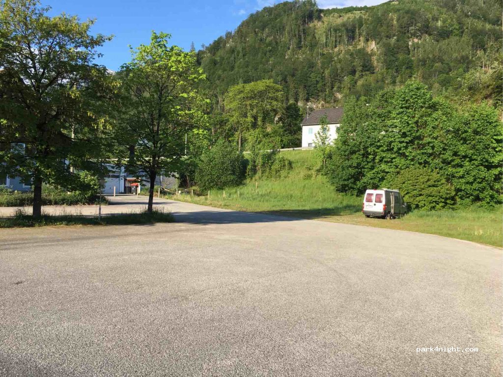 (4572) Kniewas - 17 Kniewas — foto 3
