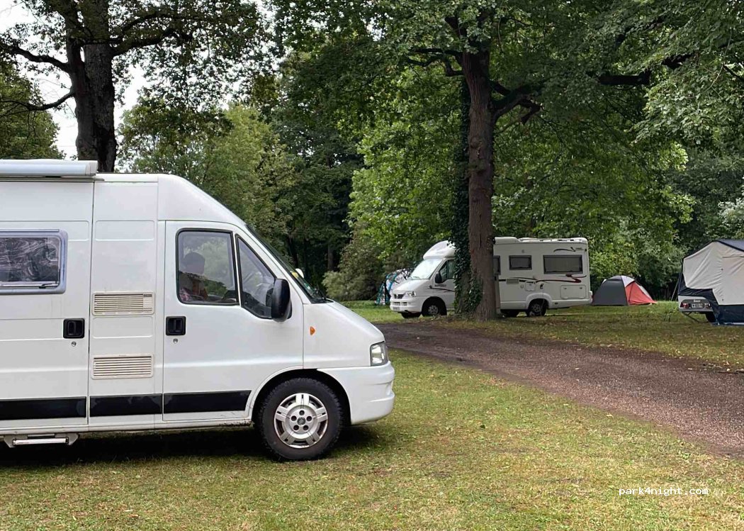Camping municipal** — foto 3