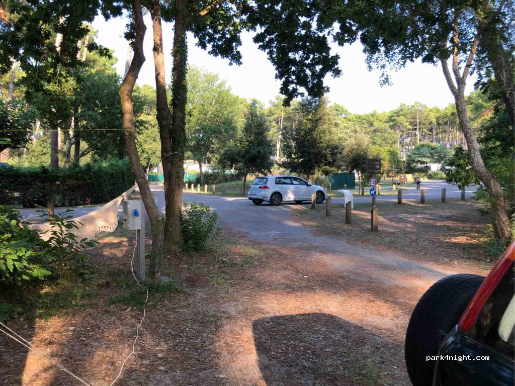 Camping Naturiste Arnaoutchot — foto